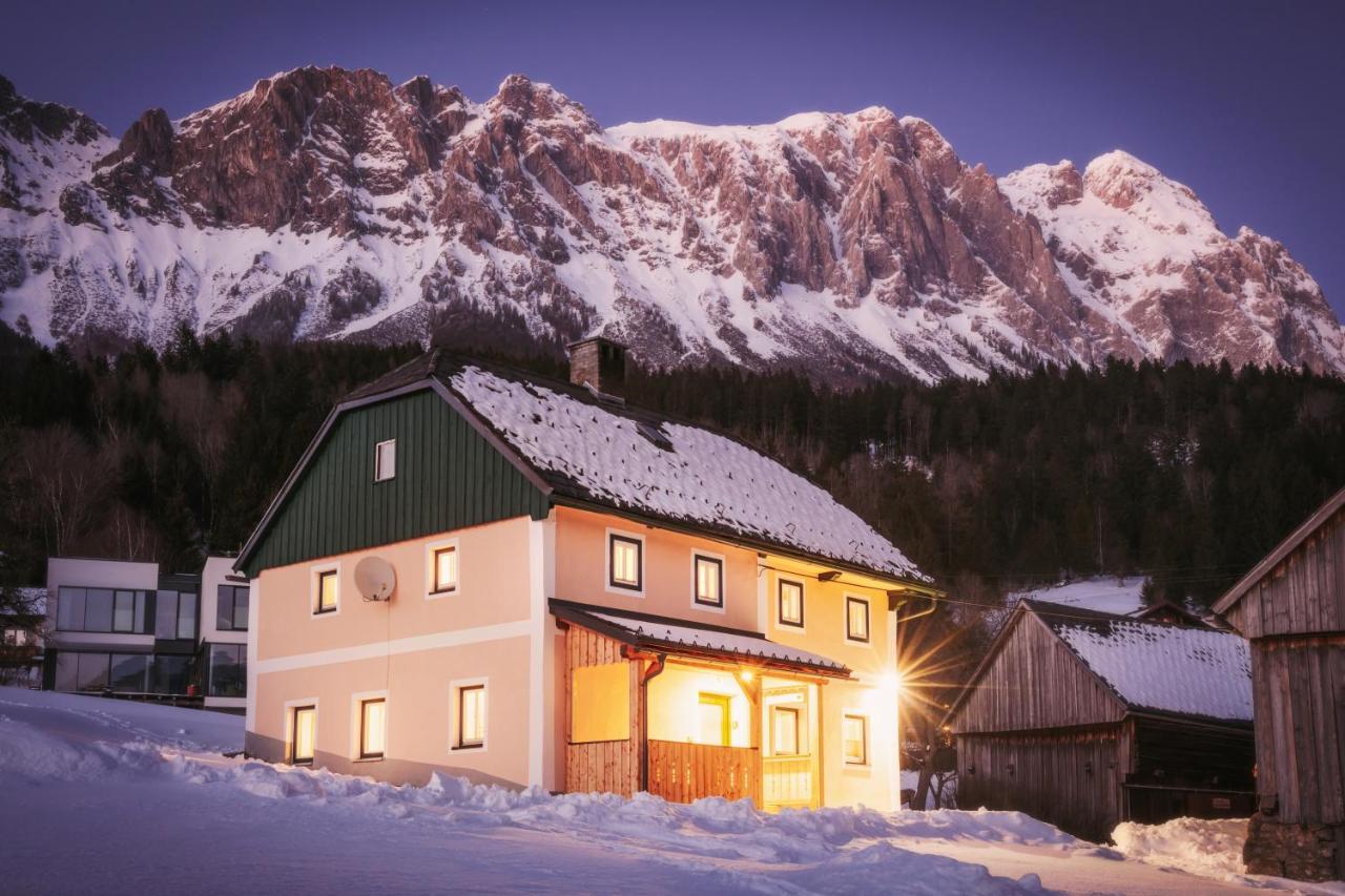 Ferienhaus Schwoellerbauer Sankt Martin am Grimming 외부 사진